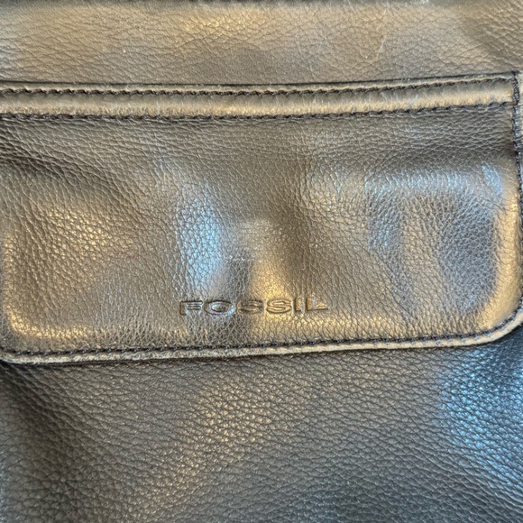 Vintage Fossil Women’s Black 100% Genuine Leather Crossbody Purse - Picture 2 of 16